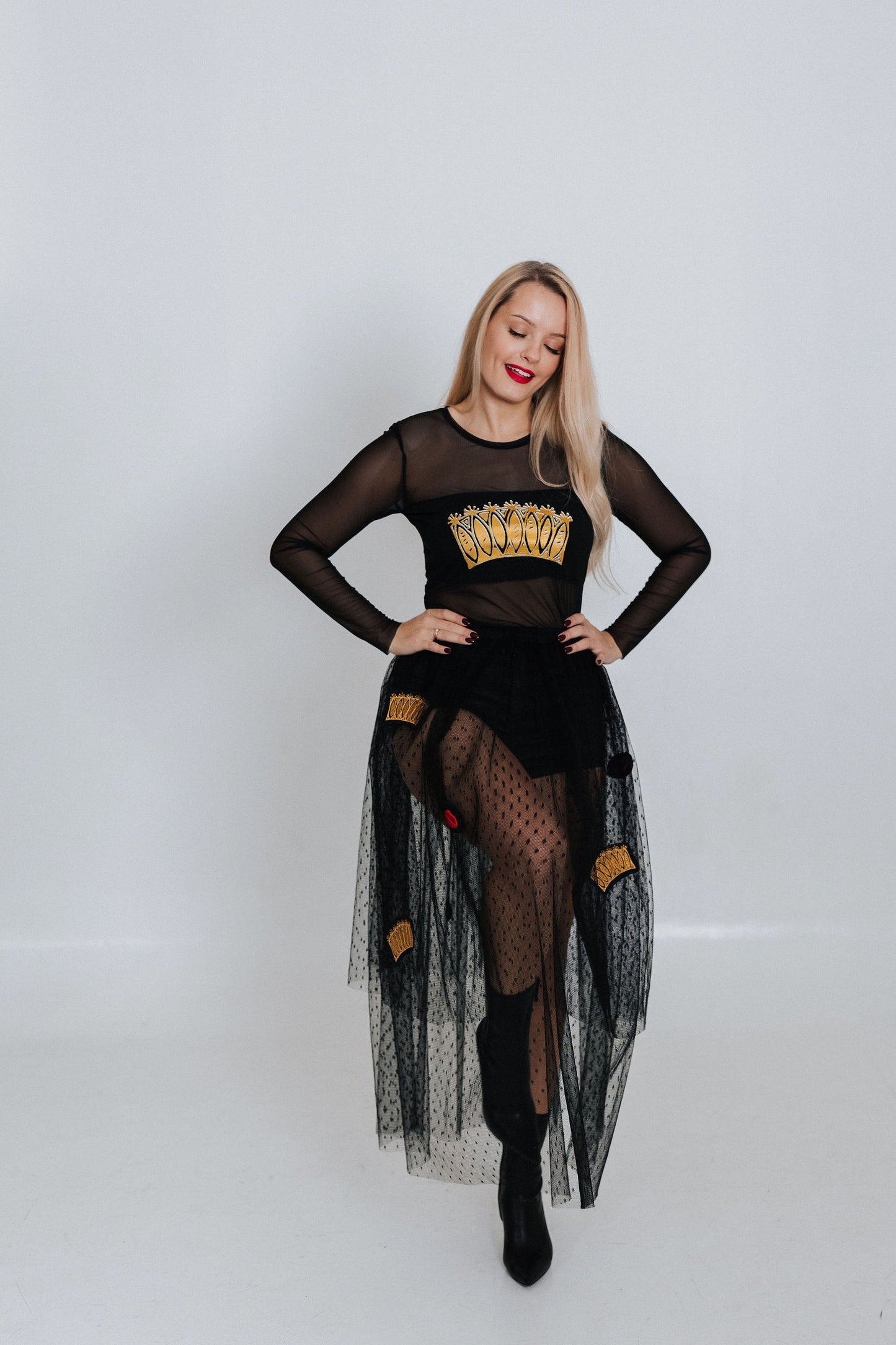 GOLDEN CROWN mesh top