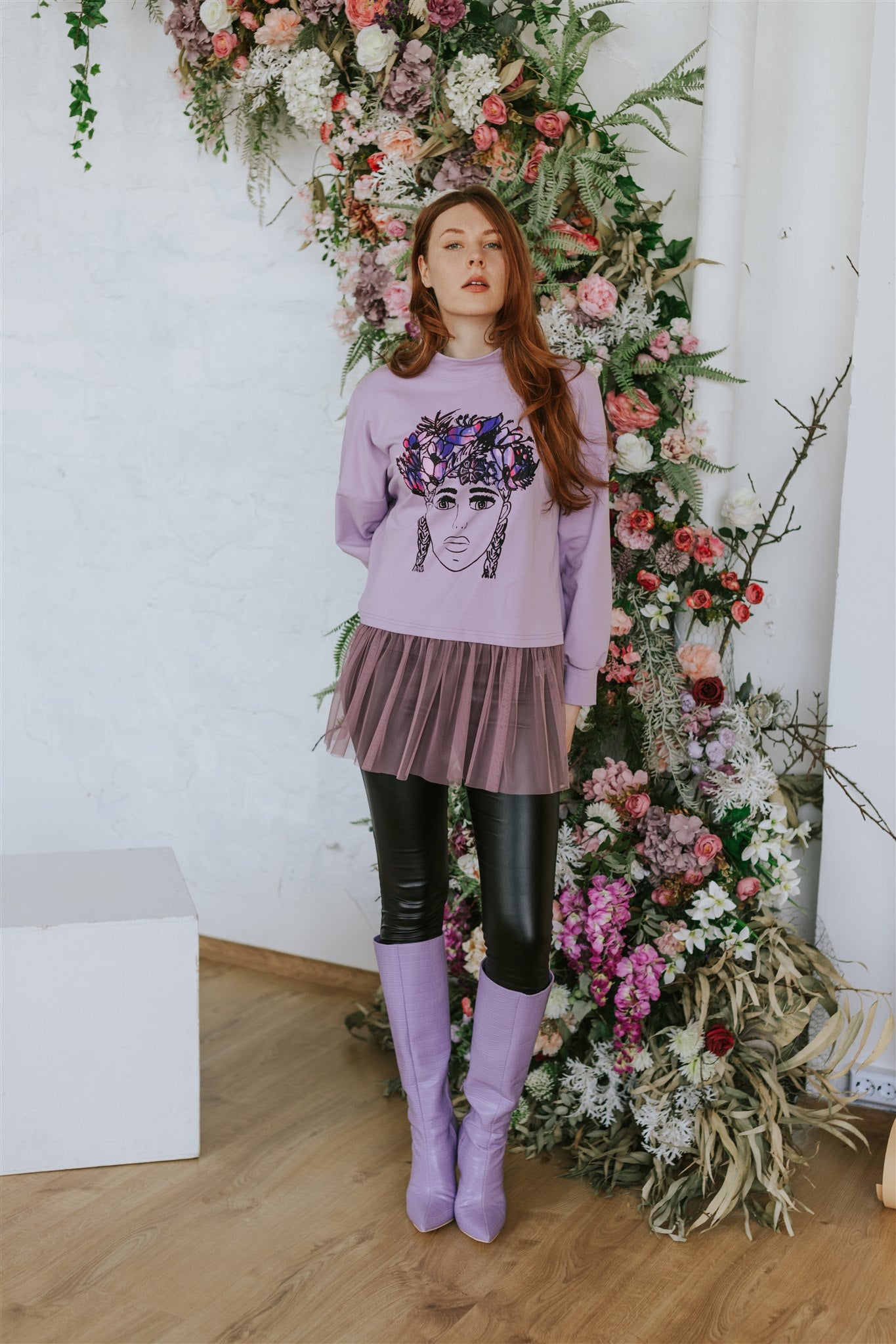 MOCK-NECK TOP WITH TULLE FRILL. LAVANDER FLOWER